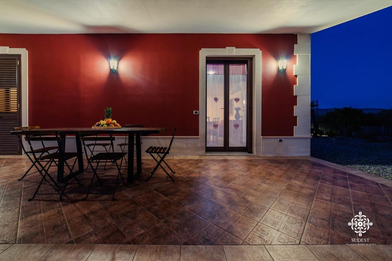 Villa Clara Country Retreat Solarino Exterior foto